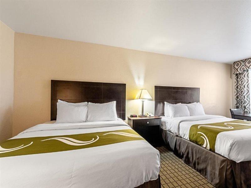 Quality Inn Three Rivers Eksteriør billede