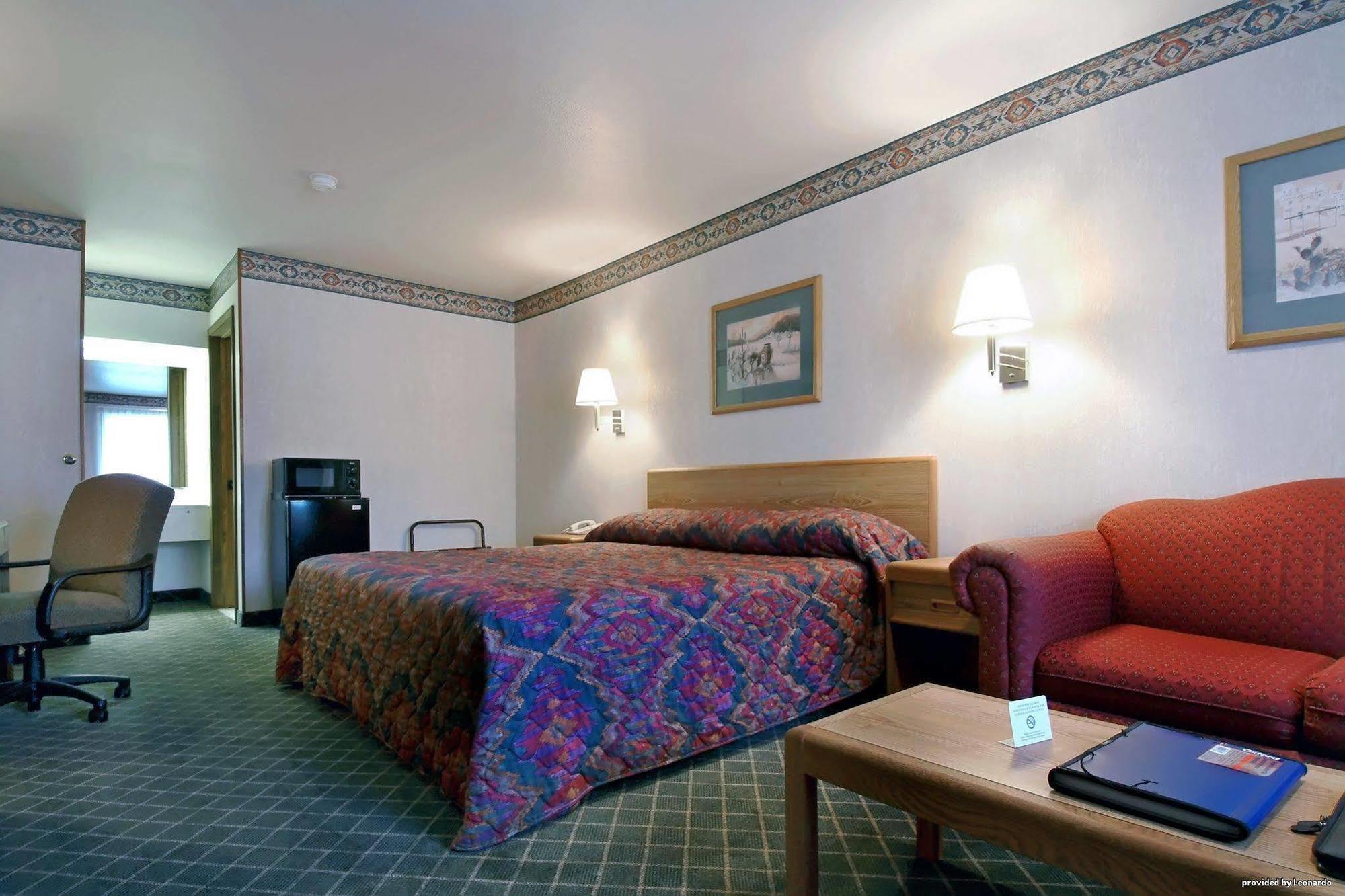 Quality Inn Three Rivers Eksteriør billede